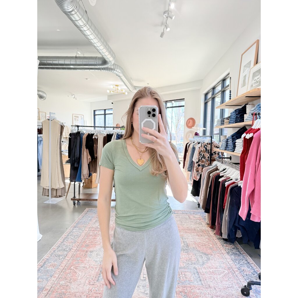 Ivette V-Neck Tee