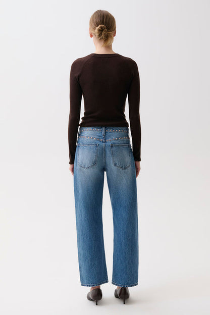 Lexi Mid Rise Bowed Straight