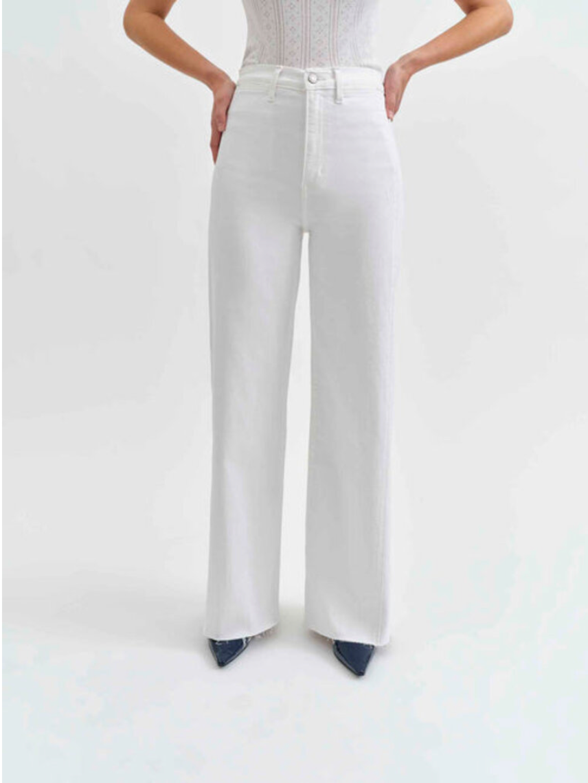 Far Out Lamb White