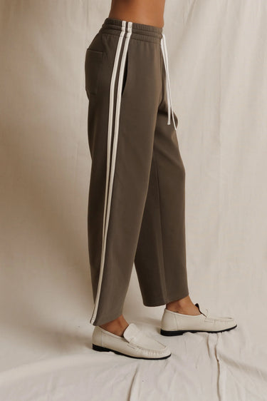 Claud Travel Pant-Dark Olive