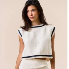 Contrast Frayed Hem Crop Top